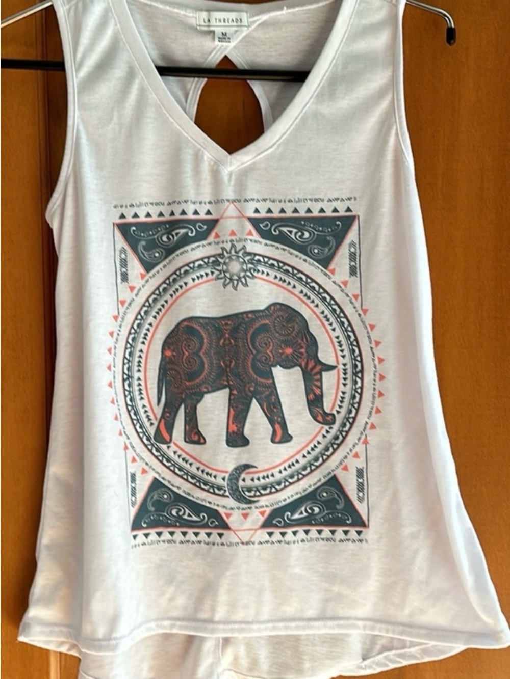 LA Threads Elephant Boho Keyhole Back Tank Top M